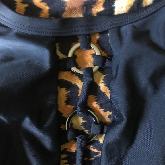 Hot Topic O-Ring Bikini Top XL - Picture 4 of 6